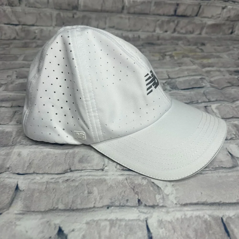 NWT New Balance Men's 6 Panel Pro Run Hat One Size (WHITE) (LAH41002)